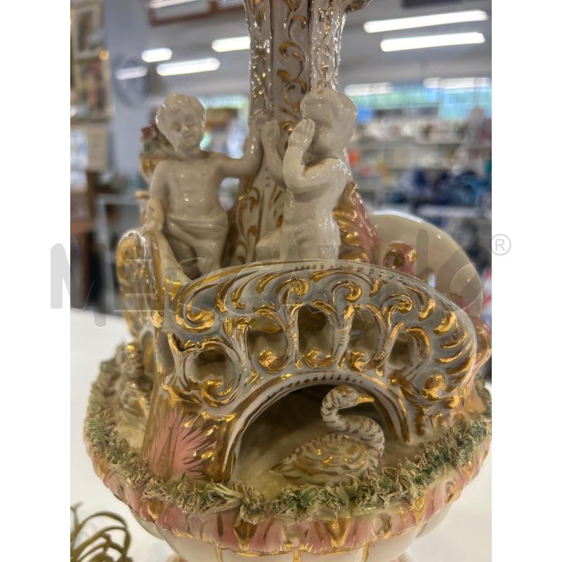 LAMPADA CERAMICA BENROSE COPPIA PUTTI SU BALCONE | Mercatino dell'Usato Roma rebibbia 3