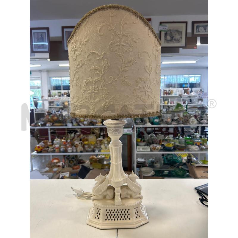 LAMPADA CERAMICA BIANCA ROYAL CREAMWARE DA RIV  | Mercatino dell'Usato Roma rebibbia 1