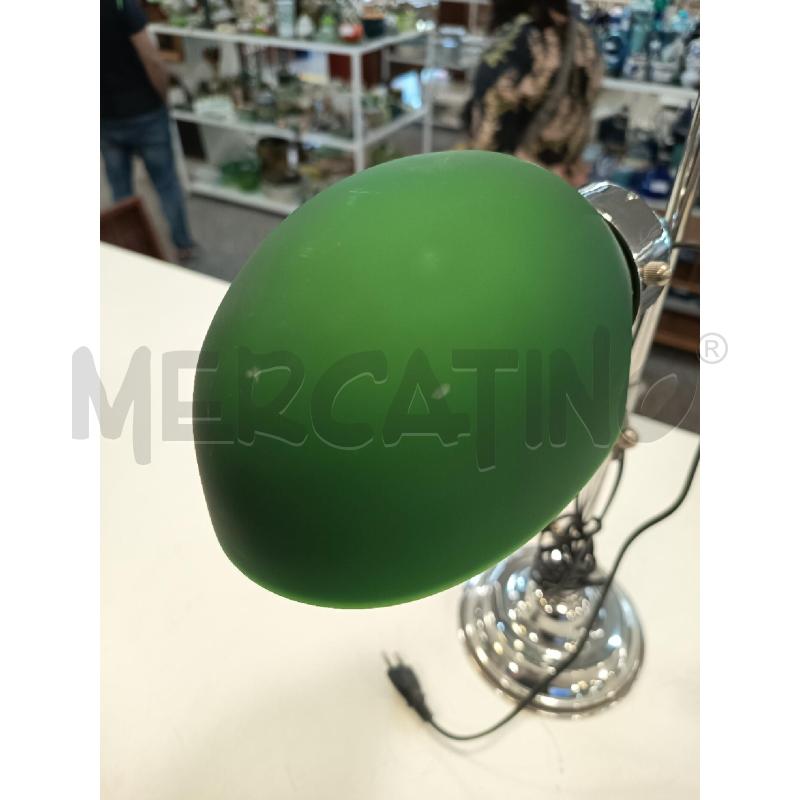 LAMPADA DA TAVOLO CROMO VETRO VERDE SATINATO | Mercatino dell'Usato Roma rebibbia 3