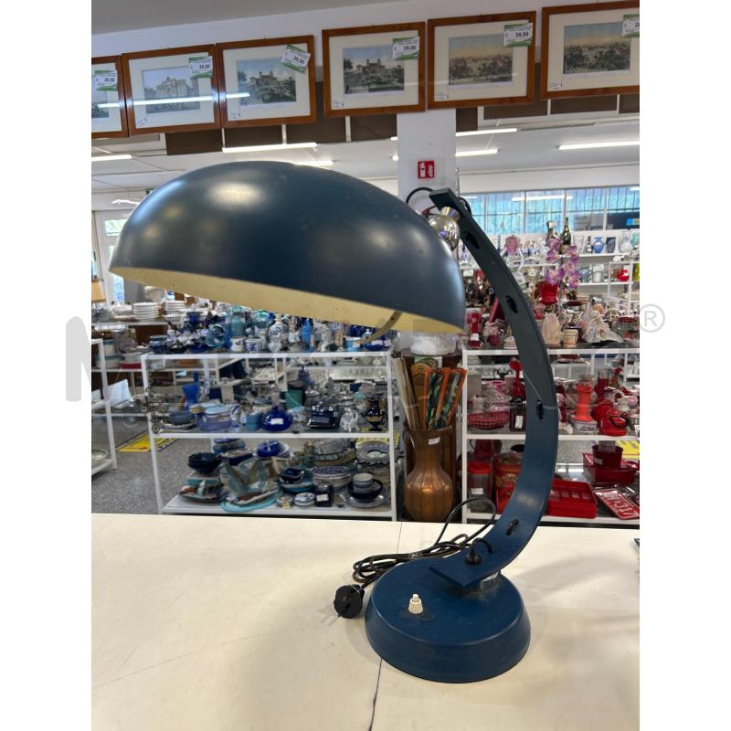 LAMPADA DA TAVOLO DESIGN MET BLU | Mercatino dell'Usato Roma rebibbia 1