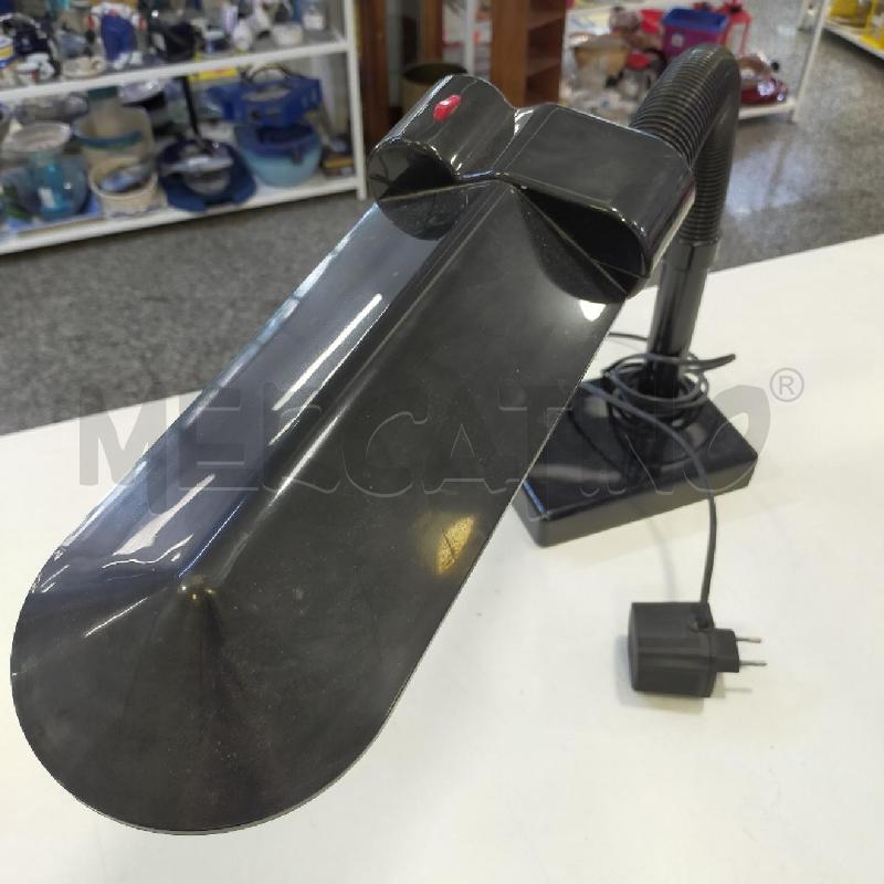 LAMPADA DA TAVOLO NERA FLESSIBILE | Mercatino dell'Usato Roma rebibbia 3