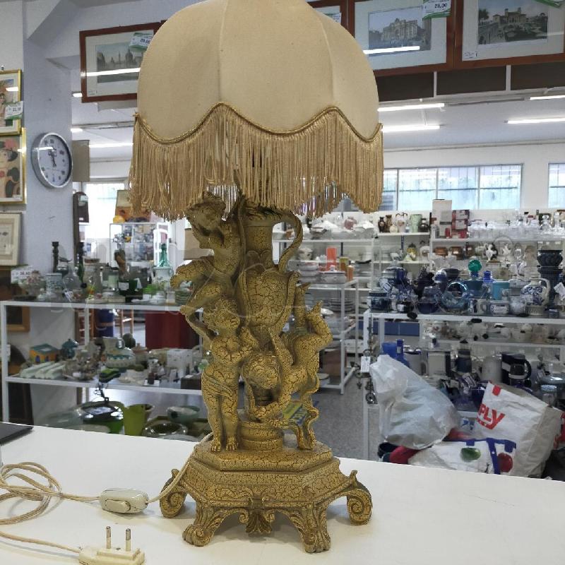 LAMPADA LEGNO PUTTI STILE VENZIANO CREPE | Mercatino dell'Usato Roma rebibbia 1