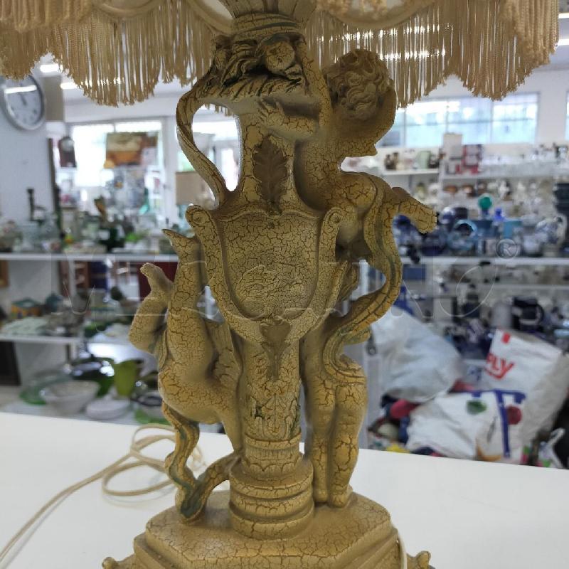 LAMPADA LEGNO PUTTI STILE VENZIANO CREPE | Mercatino dell'Usato Roma rebibbia 3