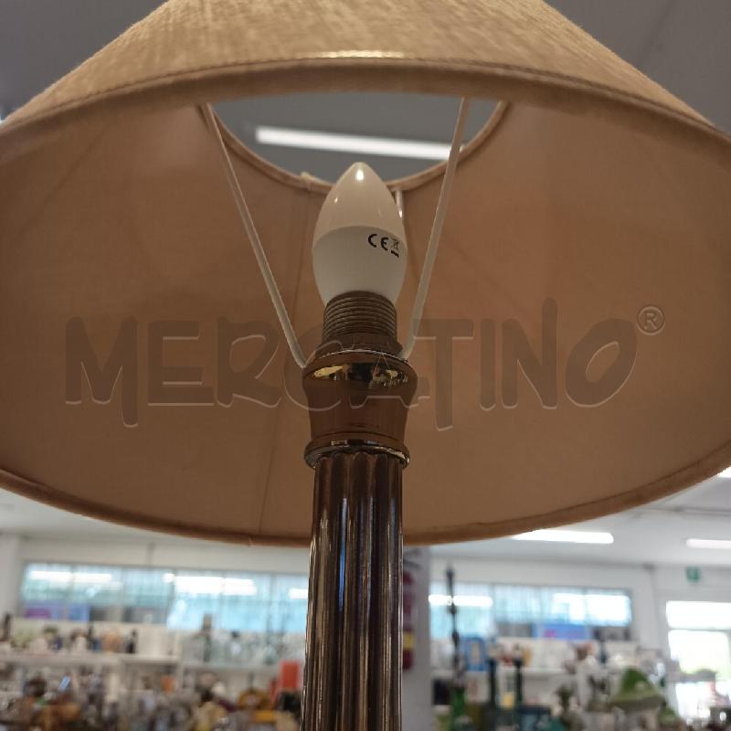 LAMPADA PICCOLA COLONNA DORATA C BEIGE | Mercatino dell'Usato Roma rebibbia 4