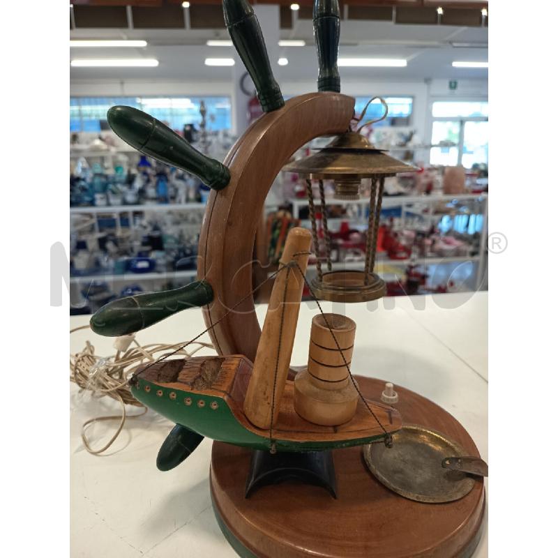 LAMPADA STILE NAUTICO TIMONE POSACENERE NAVE | Mercatino dell'Usato Roma rebibbia 2