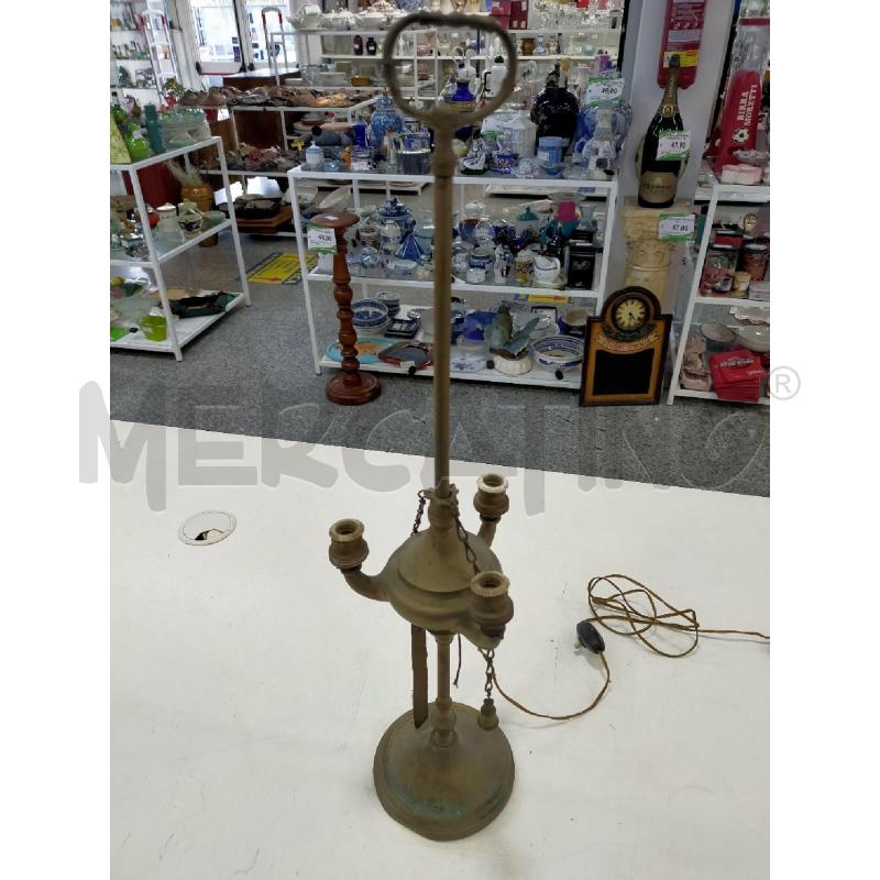 LAMPADA VECCHIA T OLIO OTTONE | Mercatino dell'Usato Roma rebibbia 3