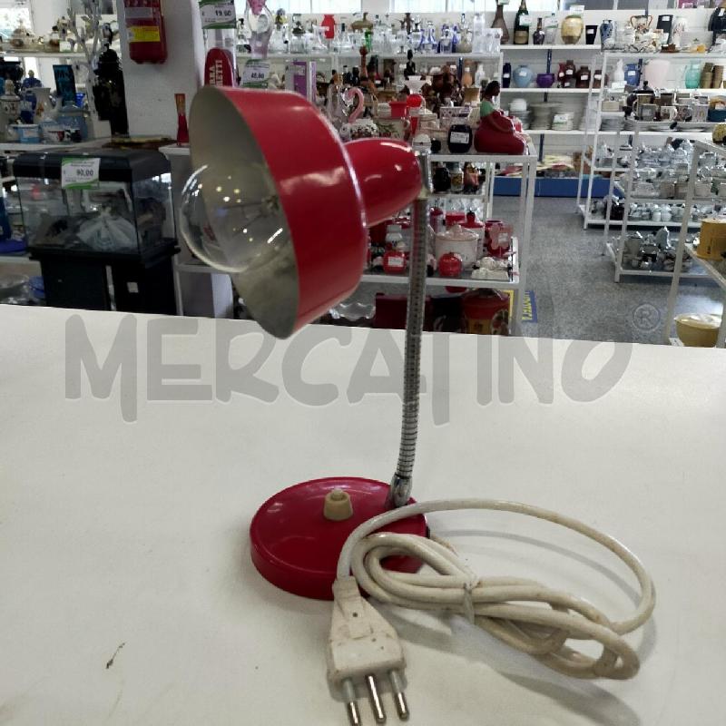 LAMPADA VINTAGE ROSSA METALLO | Mercatino dell'Usato Roma rebibbia 1