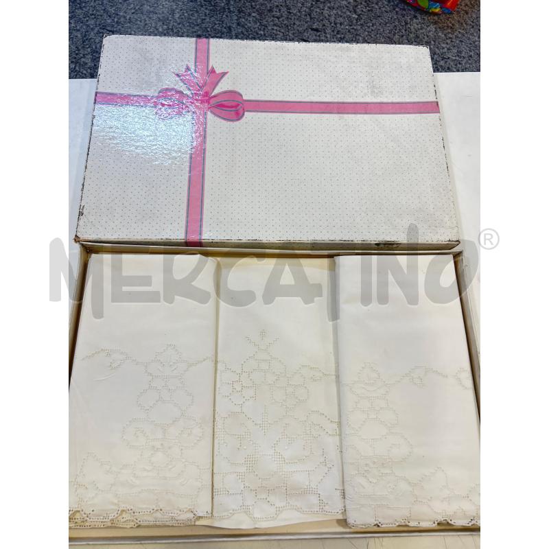 LENZUOLO MATRIMONIALE+2 FEDERE BIANCO RICAMI | Mercatino dell'Usato Roma rebibbia 1