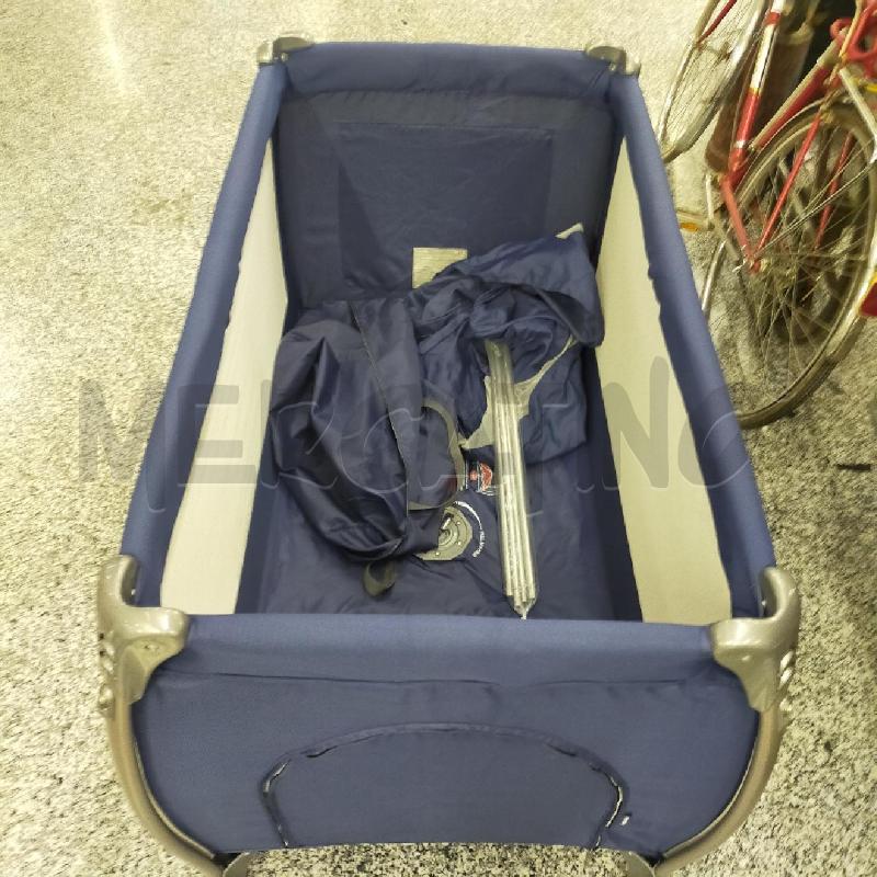 LETTINO CAMPEGGIO INGLESINA BLU CON RUOTE | Mercatino dell'Usato Roma rebibbia 1