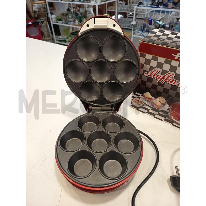 MACCHINA PER MUFFIN ARIETE ROSSA | Mercatino dell'Usato Roma rebibbia 2