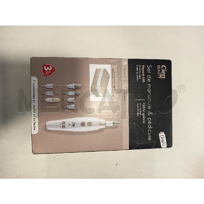 MANICURE E PEDICURE SET  | Mercatino dell'Usato Roma rebibbia 1