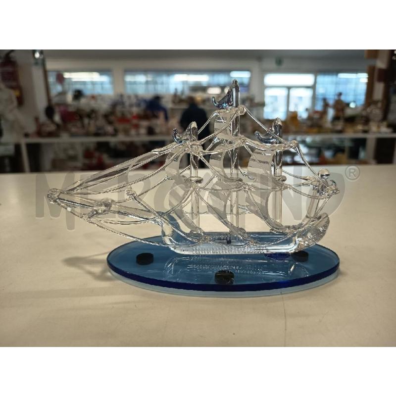 MINIATURA VELIERO VETRO BLU | Mercatino dell'Usato Roma rebibbia 1
