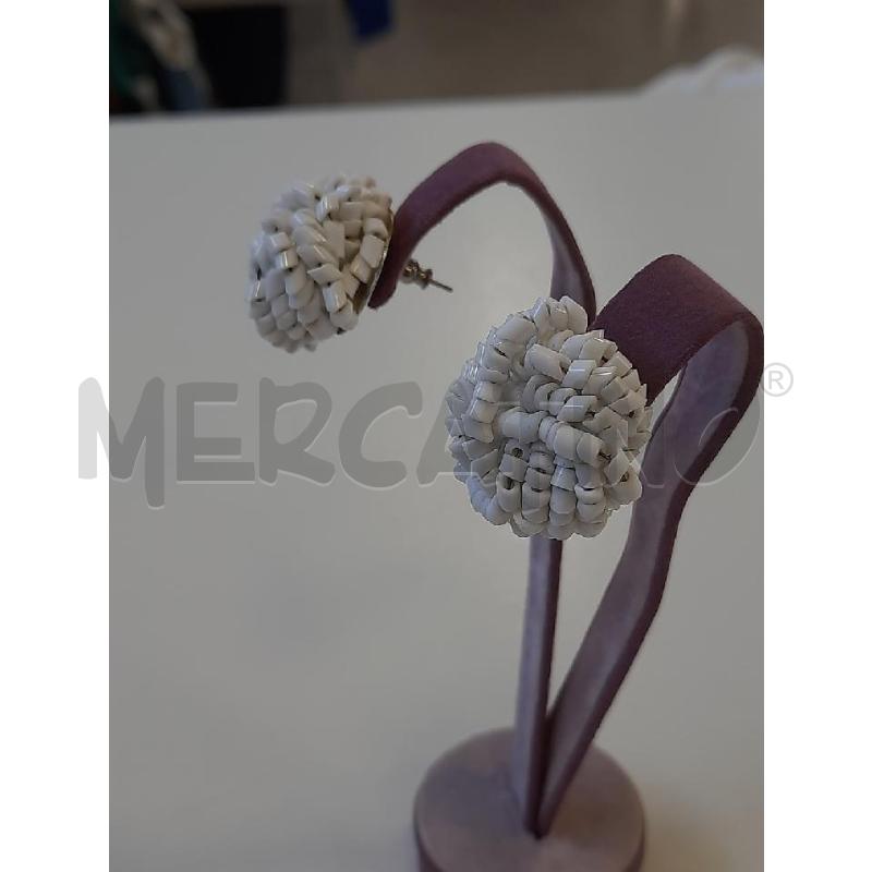 ORECCHINI MICRO PERLINE BIANCHI | Mercatino dell'Usato Roma rebibbia 2