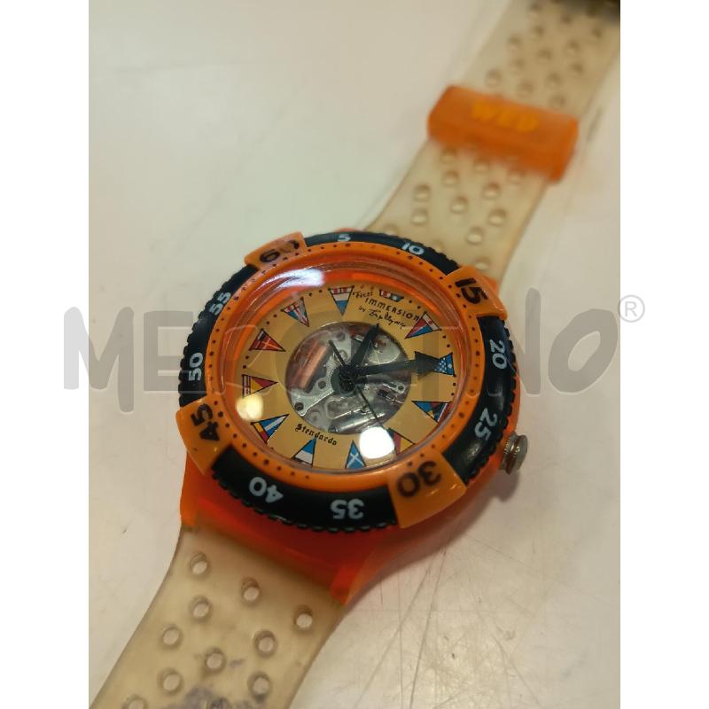 OROLOGIO DA POLSO STENDARDO QUADRANTE BANDIERE | Mercatino dell'Usato Roma rebibbia 2