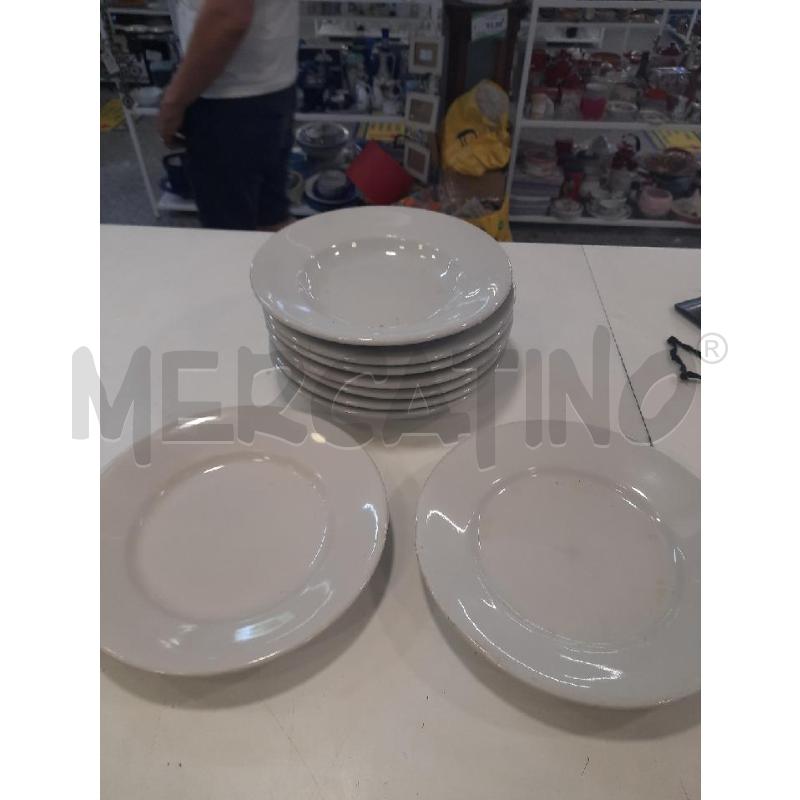 PIATTI CERAM BIANCA RICHARD GINORI 9PZ | Mercatino dell'Usato Roma rebibbia 1