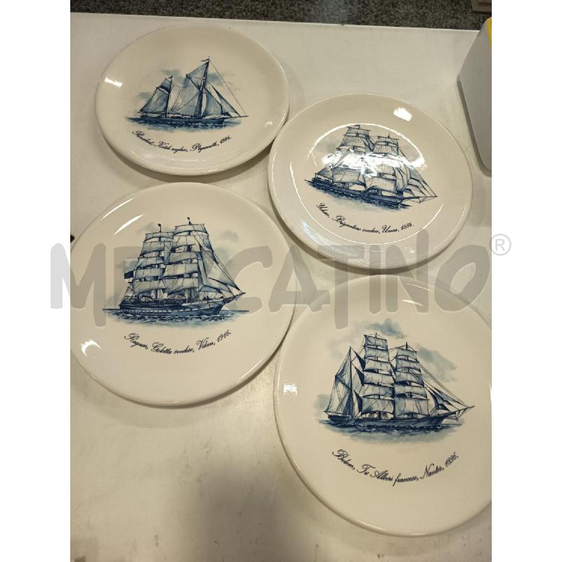 PIATTI COLLEZIONE CERAM BARCHE BLU 4PZ | Mercatino dell'Usato Roma rebibbia 1