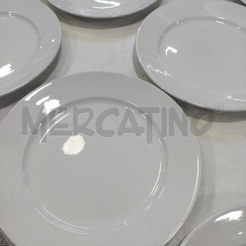 PIATTI PZ. 10 BIANCHI S C RICHARD | Mercatino dell'Usato Roma rebibbia 2