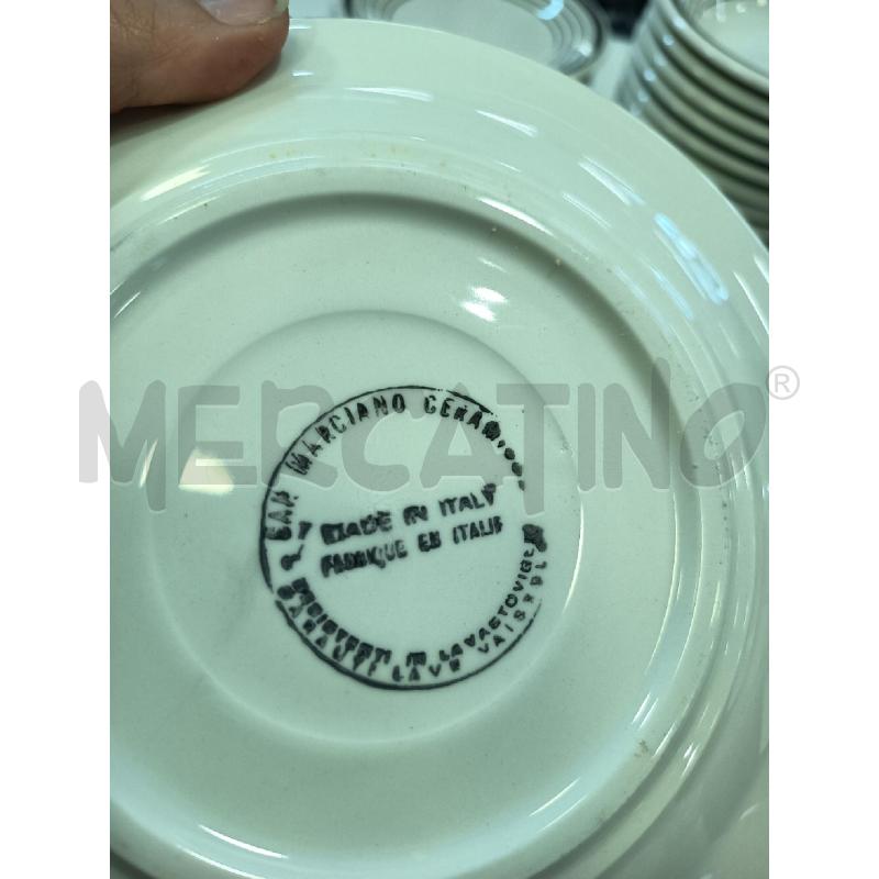 PIATTI PZ. 36 BIANCHI RIGHE NERE SAN MARCIANO CERAMICHE | Mercatino dell'Usato Roma rebibbia 2