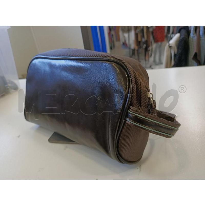 POCHETTE GIAN MARCO VENTURI MARRONE  | Mercatino dell'Usato Roma rebibbia 2
