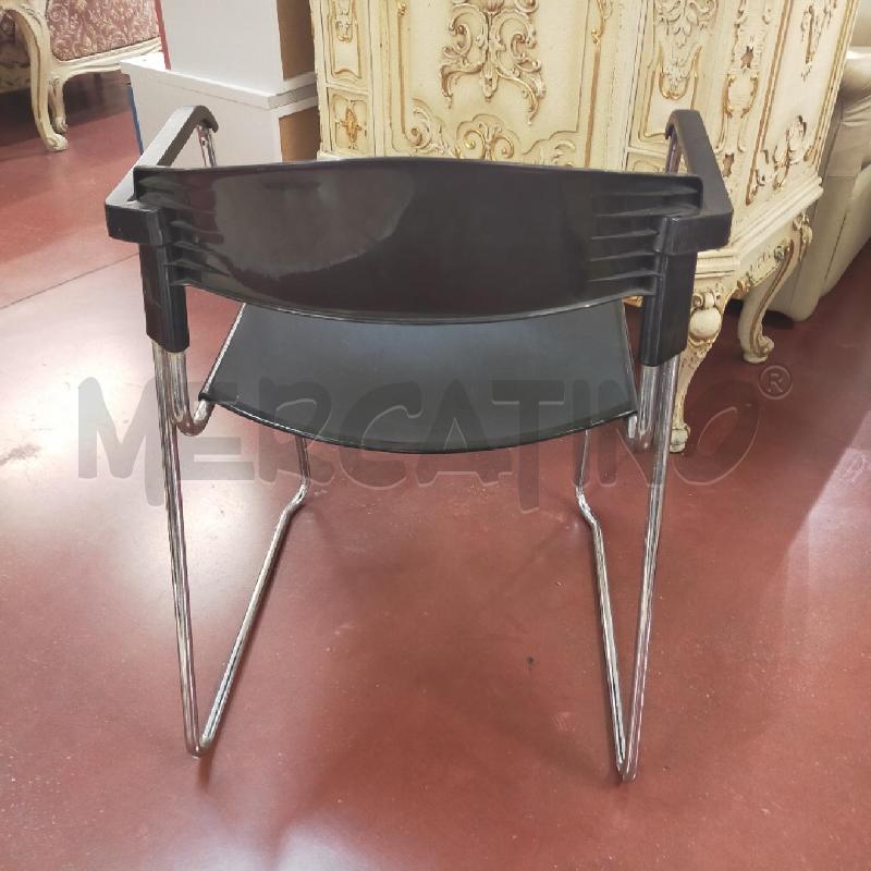 POLTRONCINA DESIGN NERA STRUTT.CROMO | Mercatino dell'Usato Roma rebibbia 2