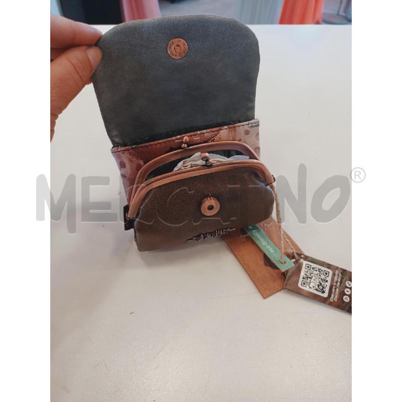 PORTA FOGLIO ANEKKE NUOVO CON PORTA SPICCI | Mercatino dell'Usato Roma rebibbia 3