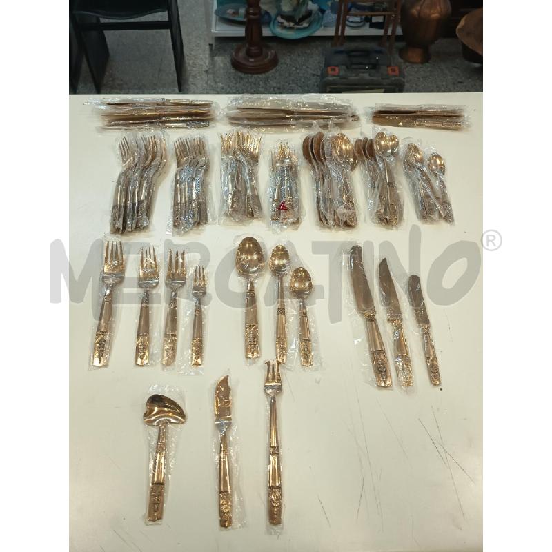 POSATE THAILANDESI DORATE 83PZ | Mercatino dell'Usato Roma rebibbia 1