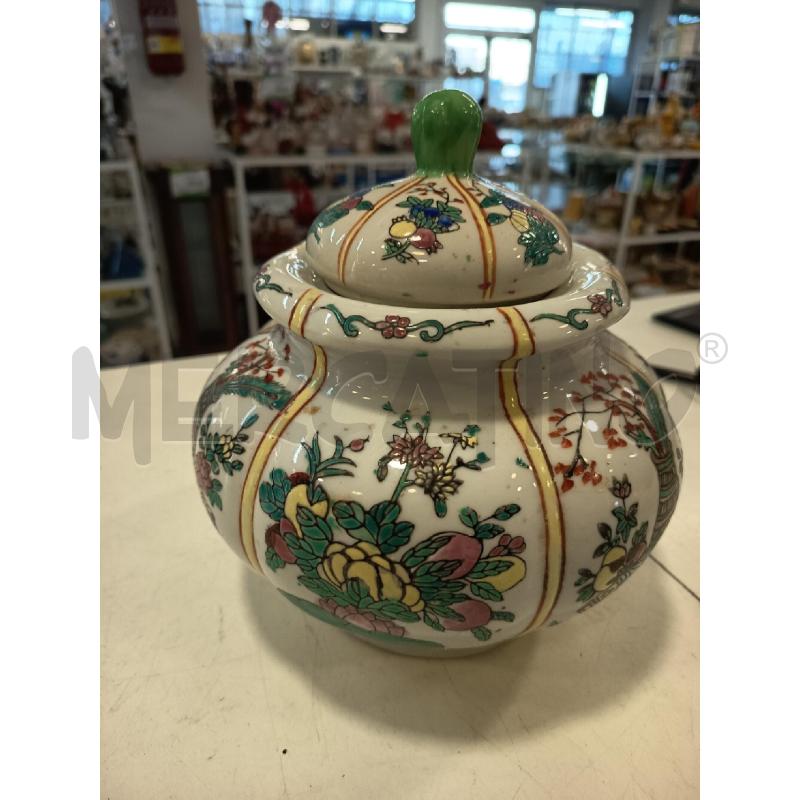 POTICHE VASO ORIENTALE BIANCO DIS VERDI | Mercatino dell'Usato Roma rebibbia 2