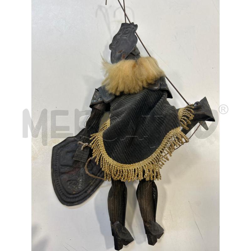 PUIPO SICILIANO VESTE VERDE VELLUTO | Mercatino dell'Usato Roma rebibbia 2