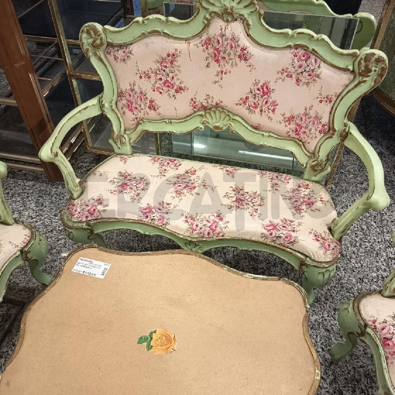 SALOTTINO PLASTICA STILE VENEZIANO 4 PZ | Mercatino dell'Usato Roma rebibbia 2