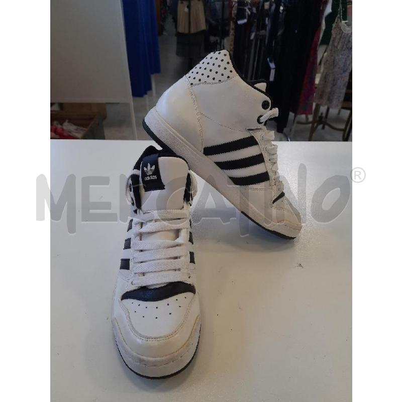 SCARPE DONNA ADFIDAS BIANCHE DETT NERE  | Mercatino dell'Usato Roma rebibbia 3