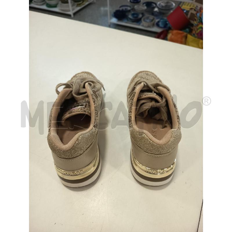 SCARPE DONNA GUESS DORATE BRILLANTINI LOGHI MARRONI  | Mercatino dell'Usato Roma rebibbia 2