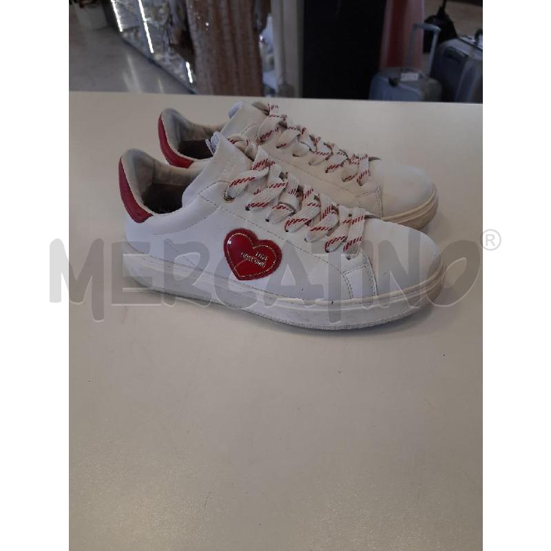 SCARPE DONNA LOVE MOSCHINO BIANCHE CUORE ROSSO | Mercatino dell'Usato Roma rebibbia 1