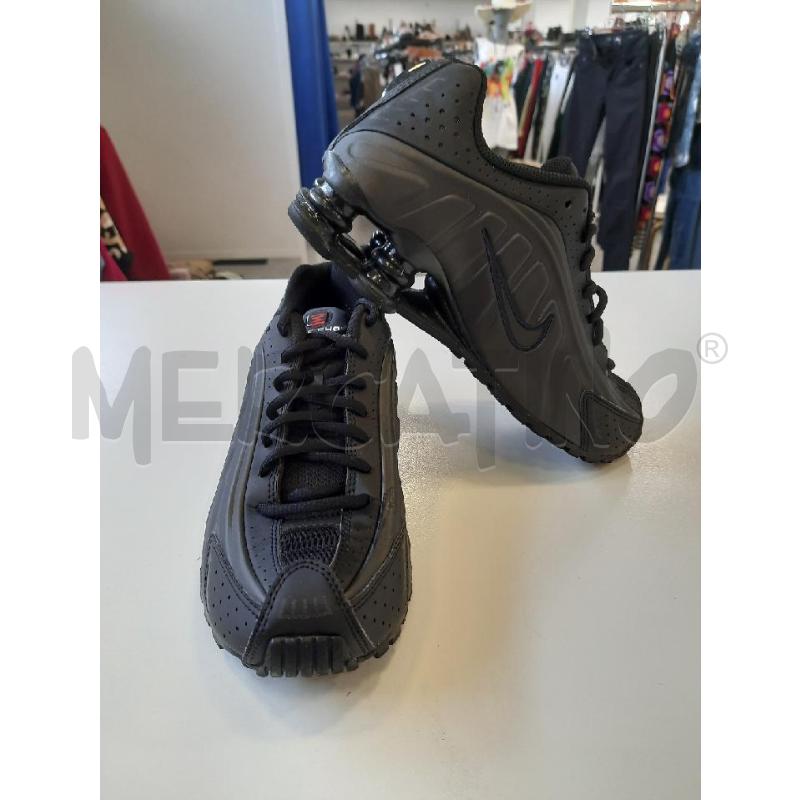 SCARPE DONNA SHOX R4 NERE  | Mercatino dell'Usato Roma rebibbia 3