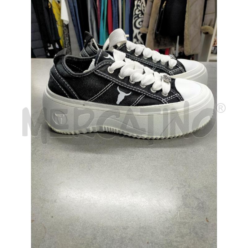 SCARPE DONNA WINDSORSMITH NERE BIANCHE BASSE | Mercatino dell'Usato Roma rebibbia 2