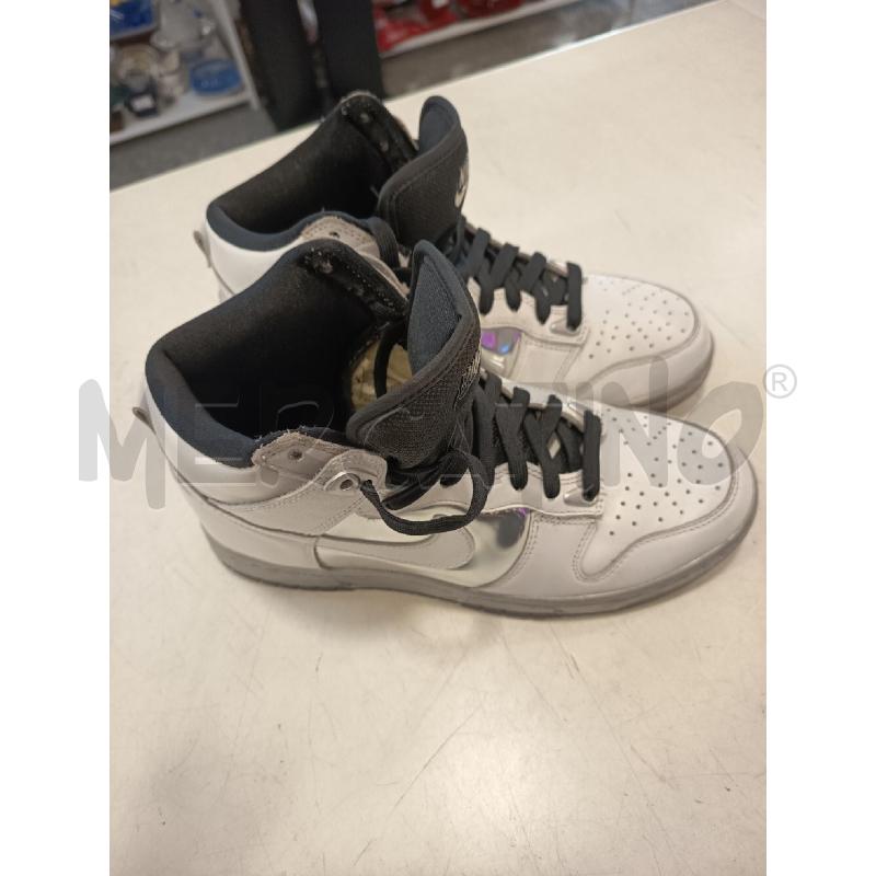 SCARPE NIKE BIANCHE GRIGIO | Mercatino dell'Usato Roma rebibbia 2