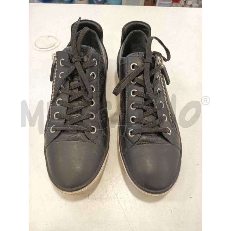 SCARPE UOMO LOUIS VUITTON SNEAKER ZIPPER NERE | Mercatino dell'Usato Roma rebibbia 1