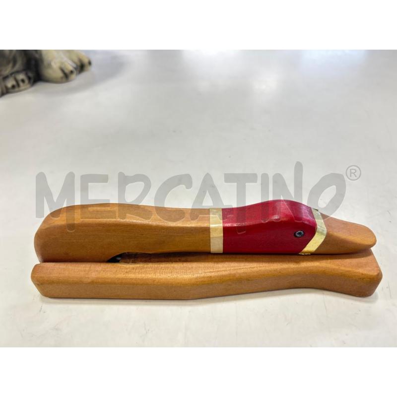 SCHIACCIA NOCI GERMANIA LEGNO ANATRA PICCOLA | Mercatino dell'Usato Roma rebibbia 1