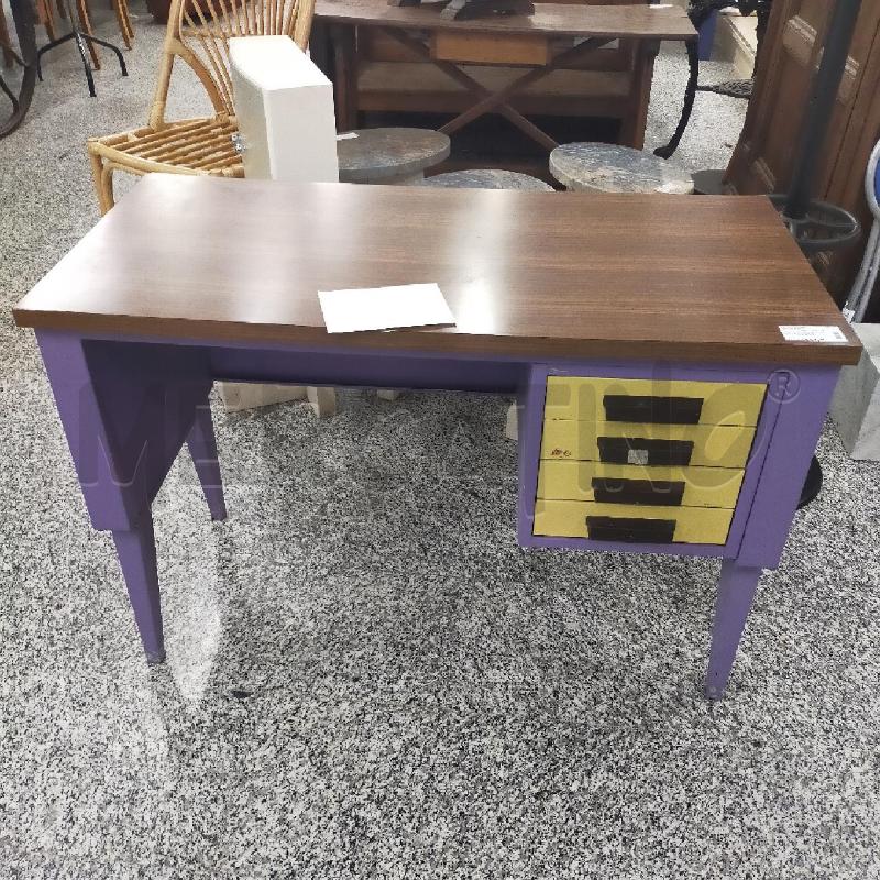 SCRIVANIA METALLO 4 CASS. VIOLA/GIALLA | Mercatino dell'Usato Roma rebibbia 1