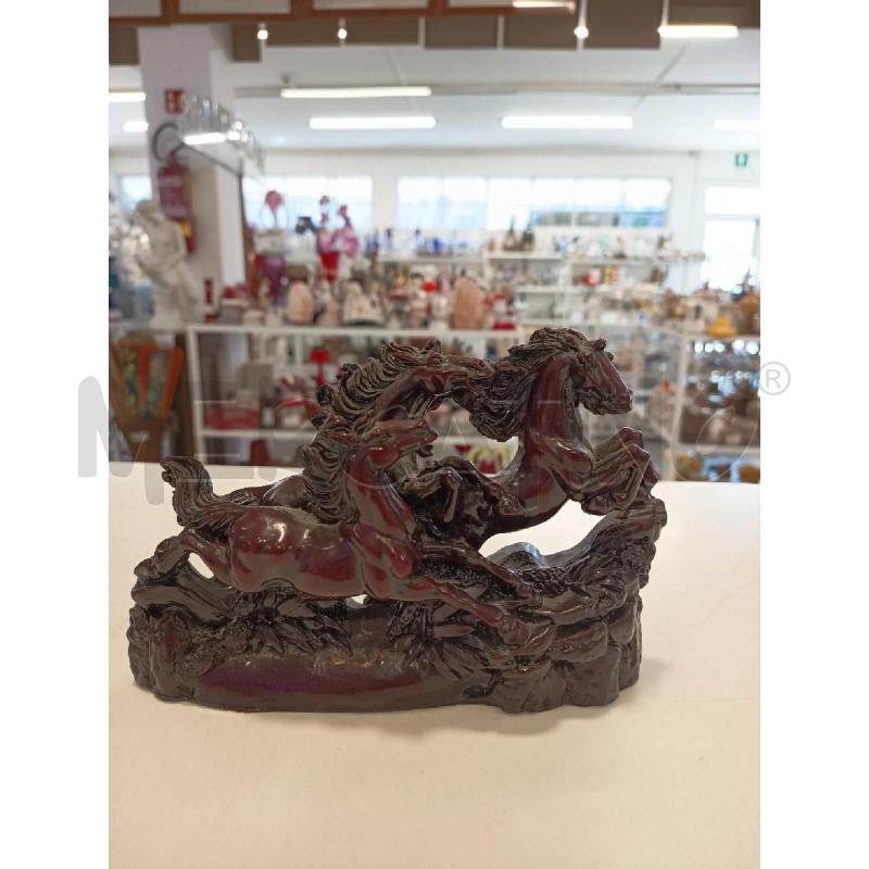 SCULTURA 3 CAVALLI ROSSI | Mercatino dell'Usato Roma rebibbia 1