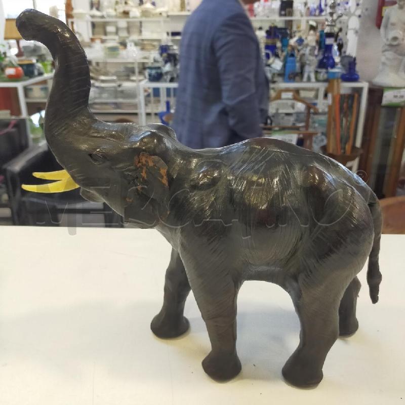 SCULTURA ANIMALE CUOIO ELEFANTE | Mercatino dell'Usato Roma rebibbia 2