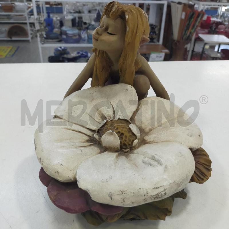 SCULTURA ELFO FIORE BIANCO  | Mercatino dell'Usato Roma rebibbia 3