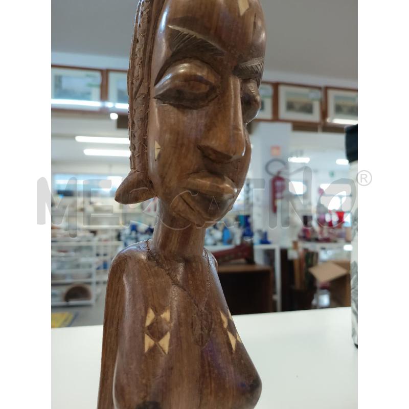 SCULTURA ETNICA INTARSI BIANCHI DONNA  | Mercatino dell'Usato Roma rebibbia 3