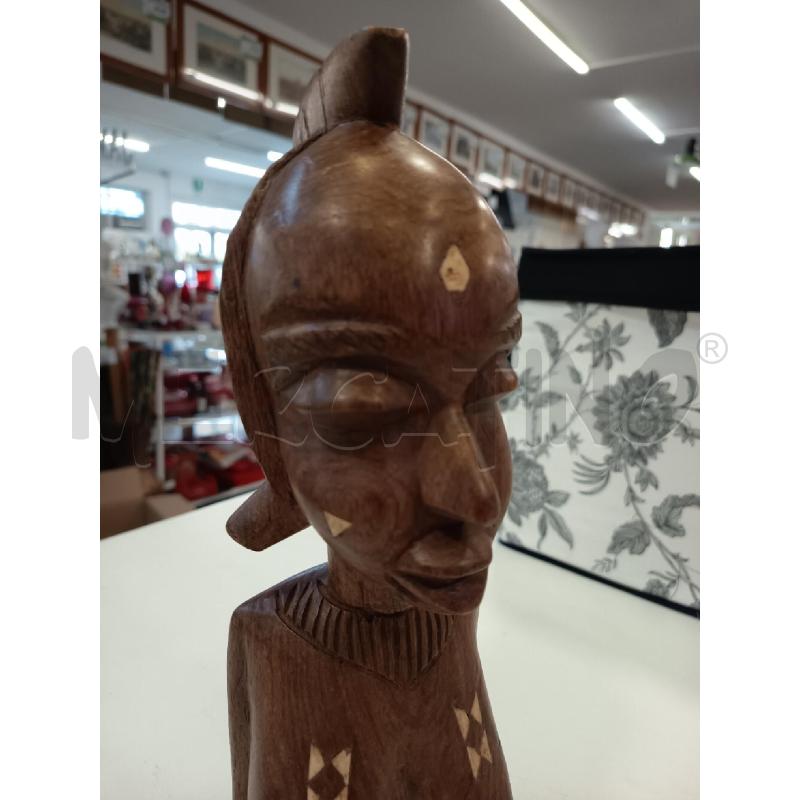 SCULTURA ETNICA LEGNO INTARSI BIANCHI DONNA  | Mercatino dell'Usato Roma rebibbia 2