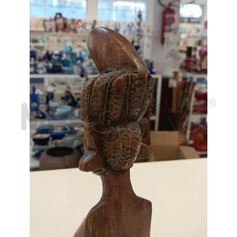 SCULTURA ETNICA LEGNO INTARSI BIANCHI DONNA  | Mercatino dell'Usato Roma rebibbia 2
