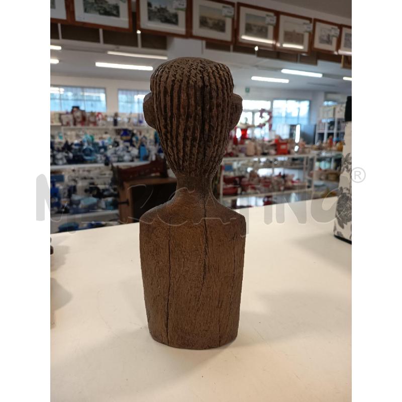 SCULTURA ETNICA LEGNO INTARSI BIANCHI UOMO | Mercatino dell'Usato Roma rebibbia 2