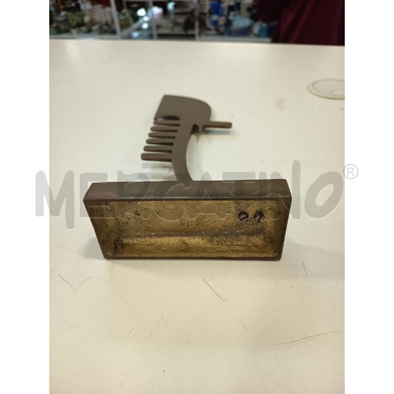 SCULTURA PICCOLA OTTONE DAVANTI ALLA GONDOLA | Mercatino dell'Usato Roma rebibbia 3