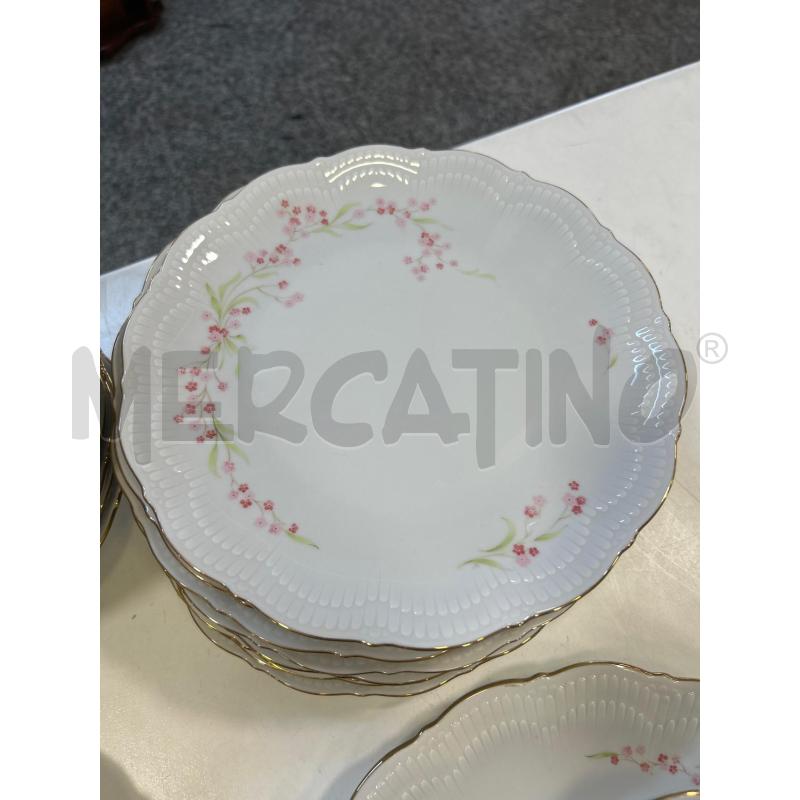 SERVIZIO PIATTI PZ.10 +4 PIATTI PORTATA FIORELLINI ROSA BAVARIA | Mercatino dell'Usato Roma rebibbia 2
