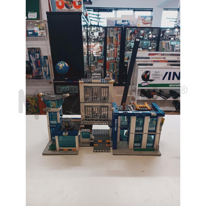 SET LEGO CITY STAZ POLIZIA 60047+ MEZZI VARI CODICI | Mercatino dell'Usato Roma rebibbia 1