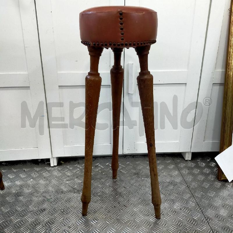 SGABELLO 3Z LEGNO SED MARRONE DA RIV | Mercatino dell'Usato Roma rebibbia 1