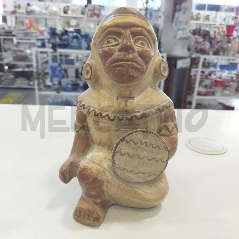 STATUINA CER GUERRIERO SCUDO | Mercatino dell'Usato Roma rebibbia 1